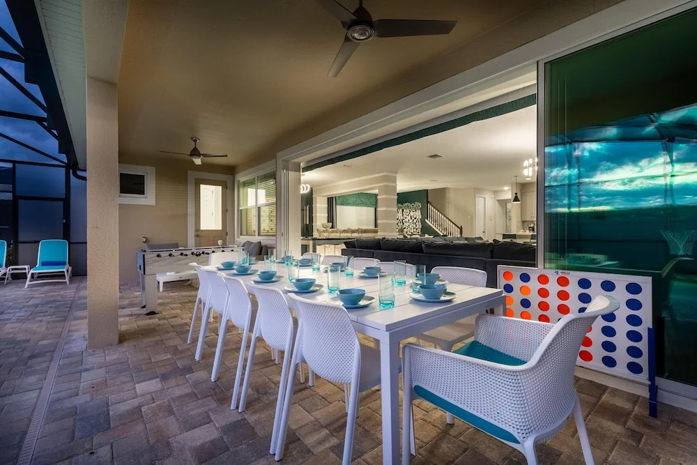 Sr020v: 8 Bed, Princesses, Lego, Pool, Shuffle Board