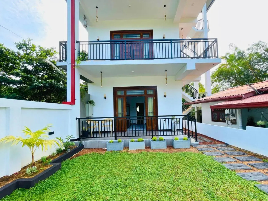 Yelishas Place