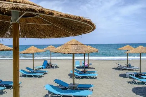 Seafront Paradise