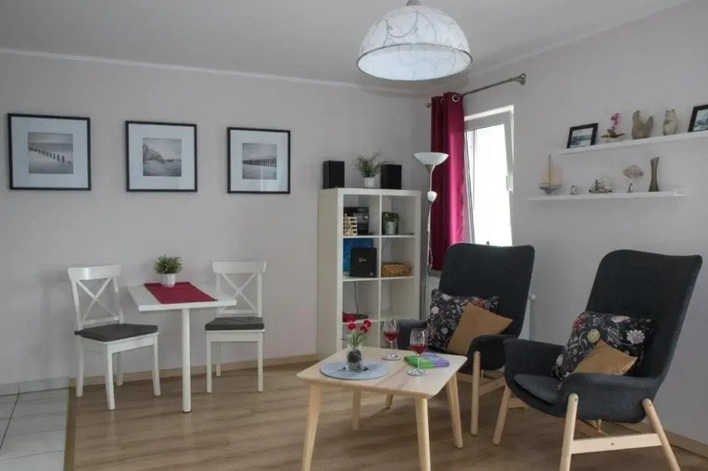 Studio 11 im Haus Stranddistel, modernes Studio im 1 OG fur 2 Personen in Zingst