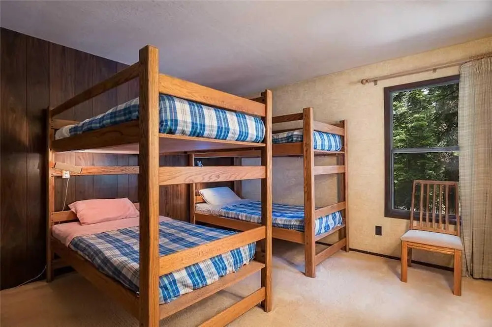 Sauna and Pool Table in Unique Cabin! #313