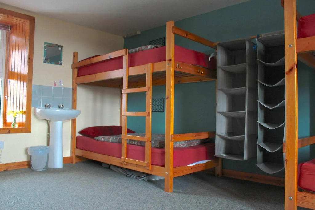 Glebe Barn - Hostel