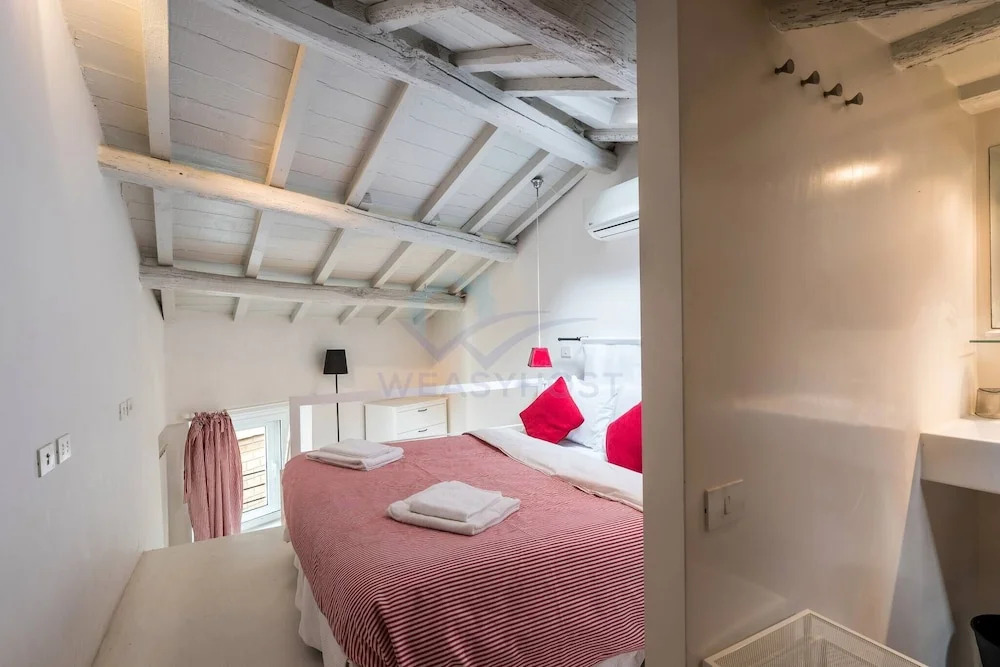 Cozy Entire Apt Close To Piazza Trilussa