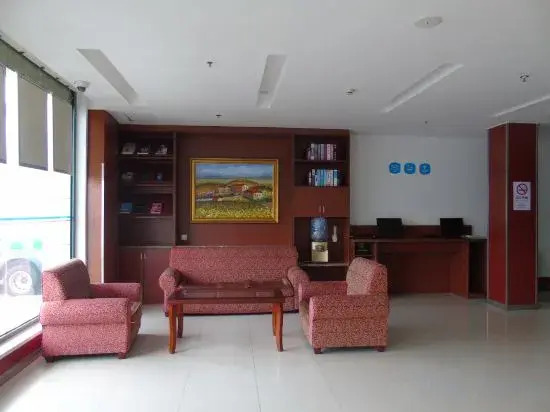 Hanting Hotel (Shanghai Caojing Industrial Park)