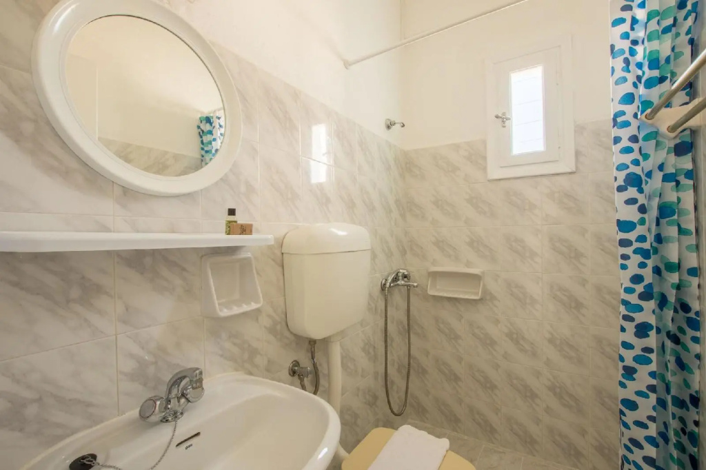 Aliki Panorama Rooms -breakfast included