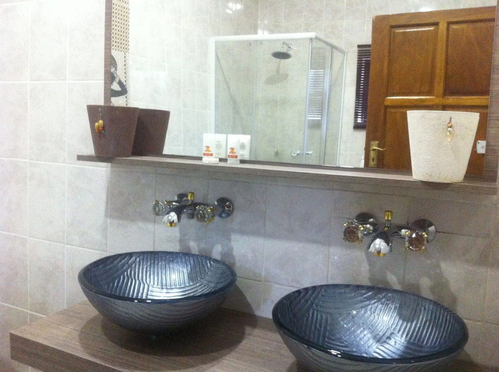 African Home Hotel