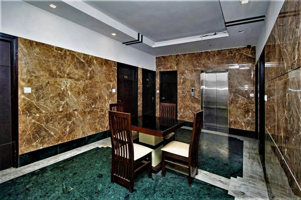 Fabhotel Arihant Inn
