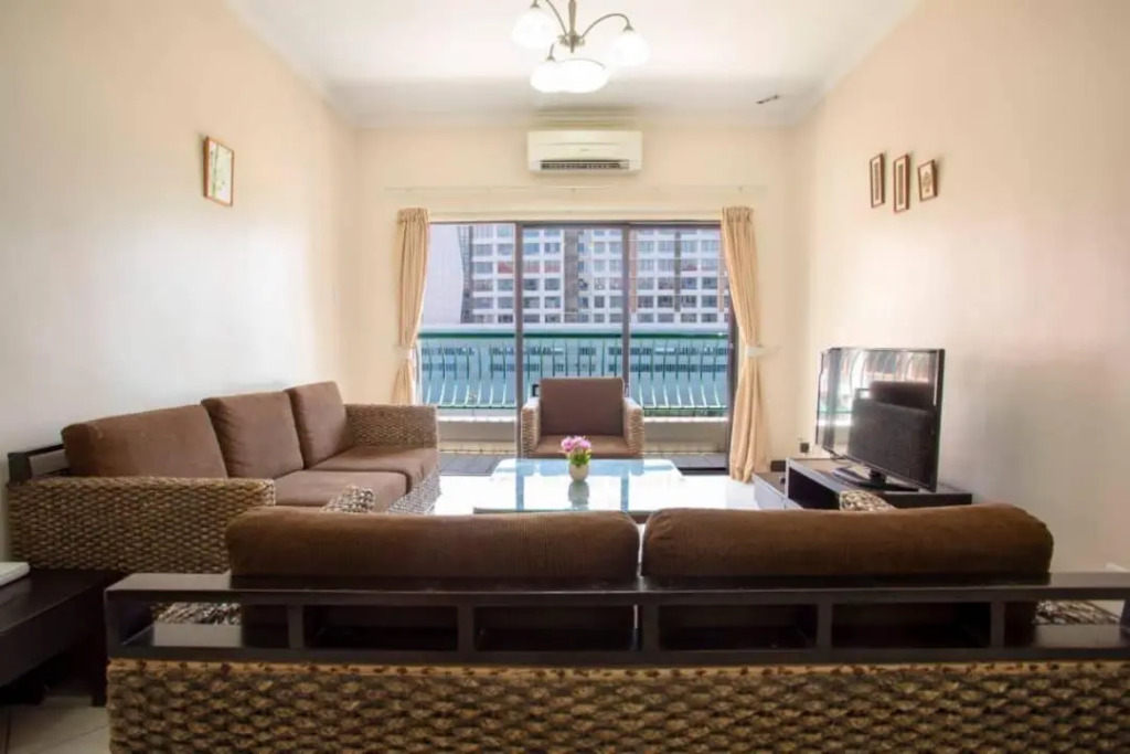 Marina Court Yr 1st Choice Family Apartment