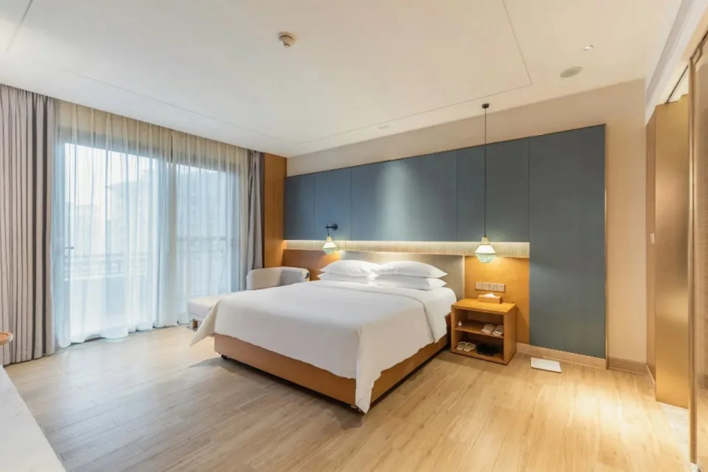 Vienna International Hotel (Baoting Center)