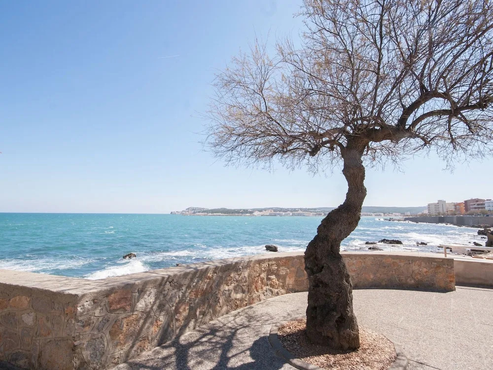 Luxury Apartment in L'escala Catalonia near Beach