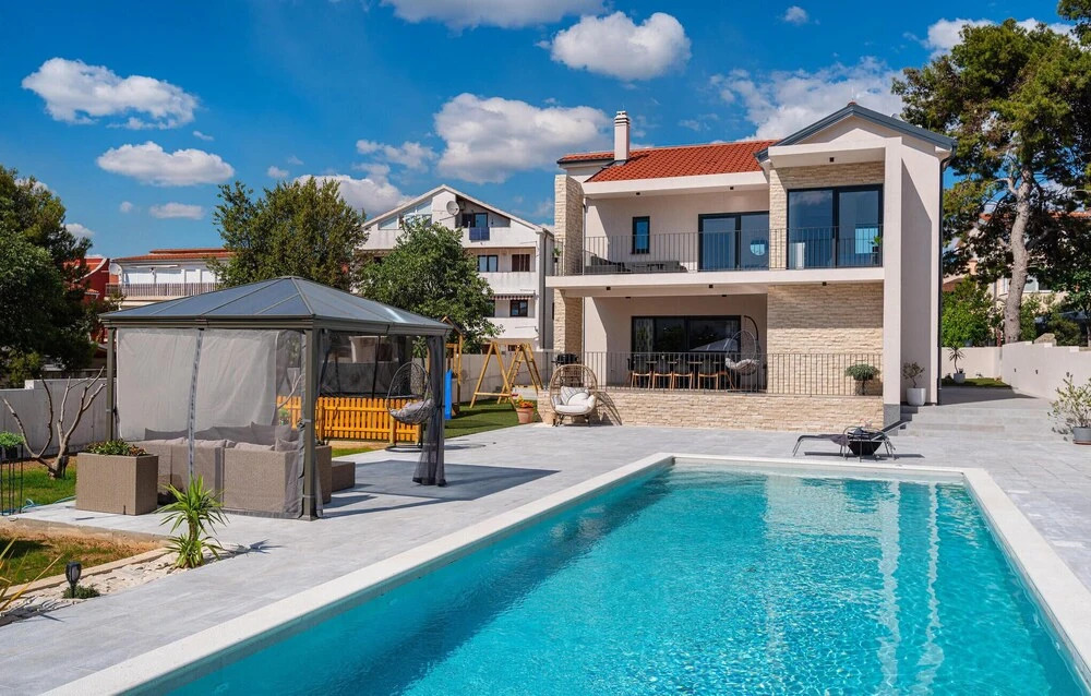 Luxurious Home In Biograd Na Moru With Sauna