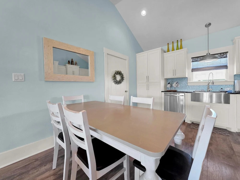 Sun Of A Beach 3 Bedroom Home
