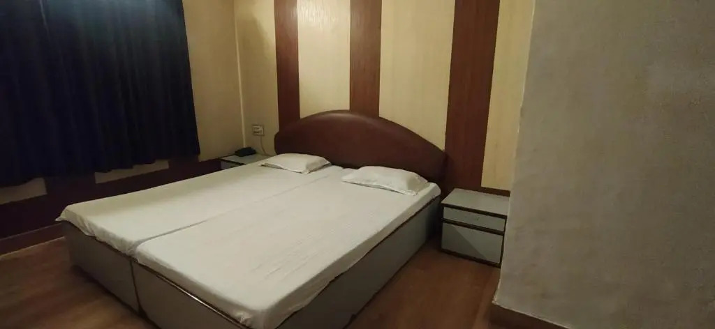 Hotel Samrat