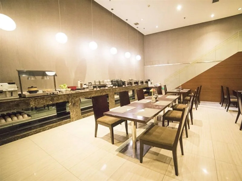 Отель Smart Hotel Zhejiang Runzhou