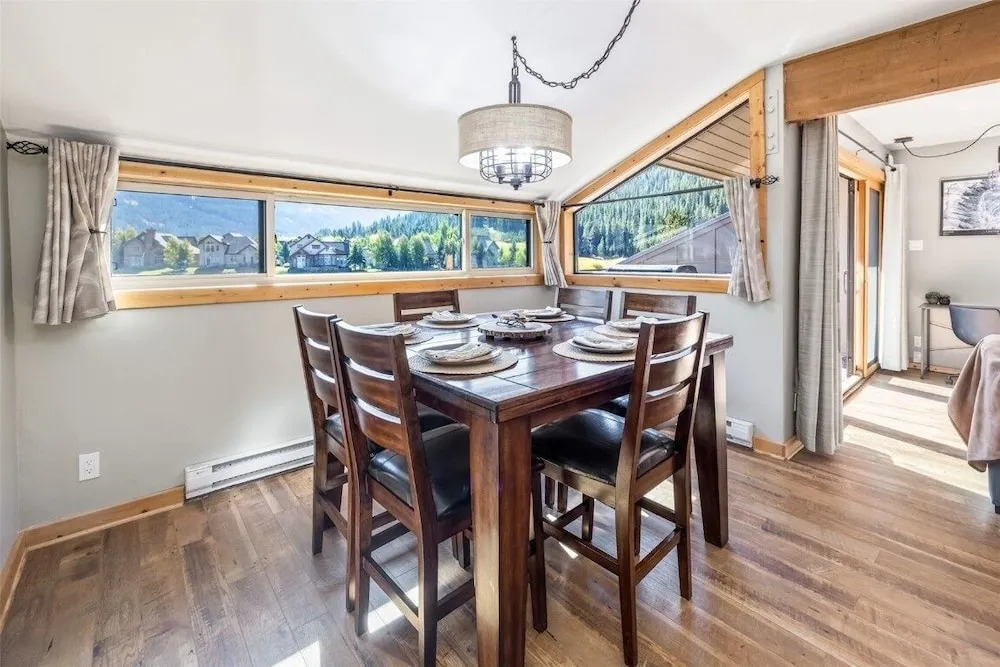 VP-A105 Village Point 3Br 3Ba