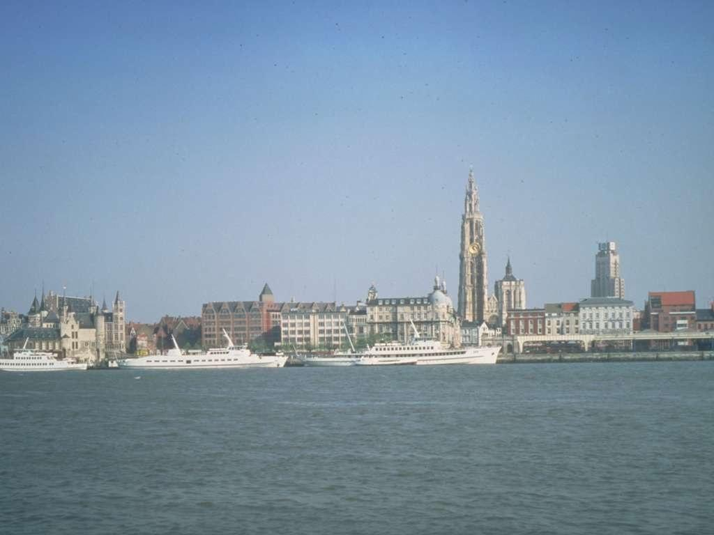 Adagio Antwerp City Center