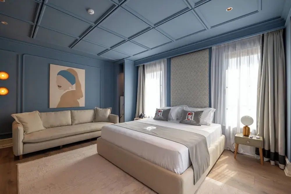 The Collector Hotel Boutique
