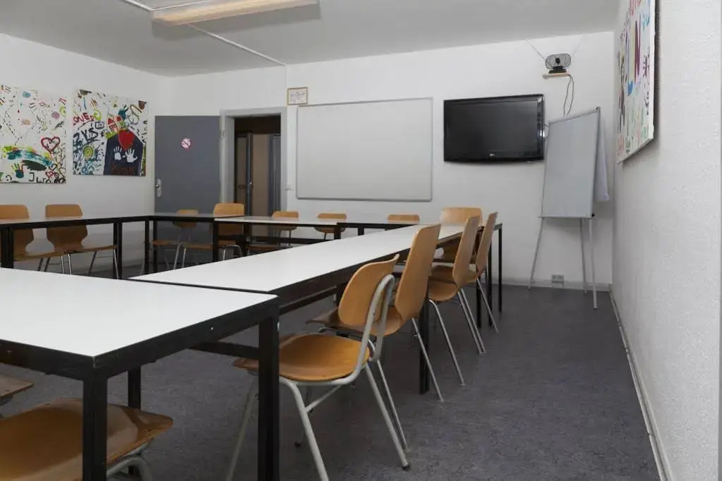 Hostel Pro-social