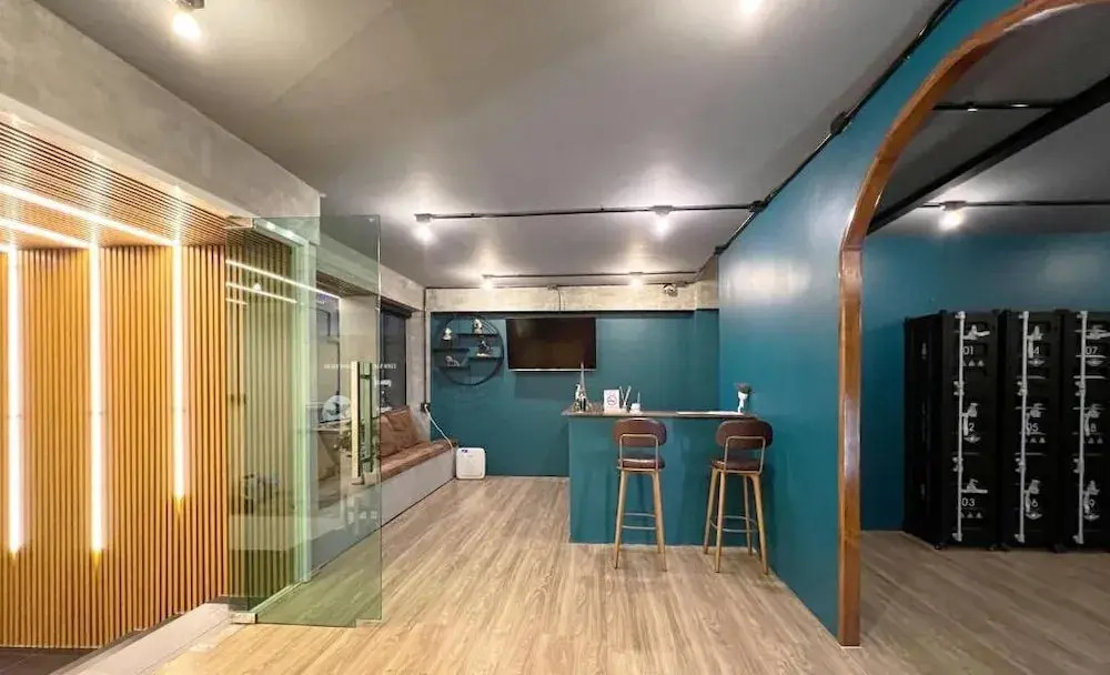 Airport Mini Hostel at Don Mueang Airport