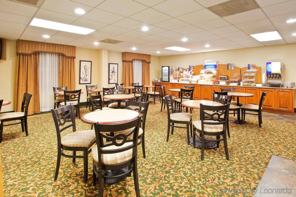 Holiday Inn Express Fairhope - Point Clear by IHG