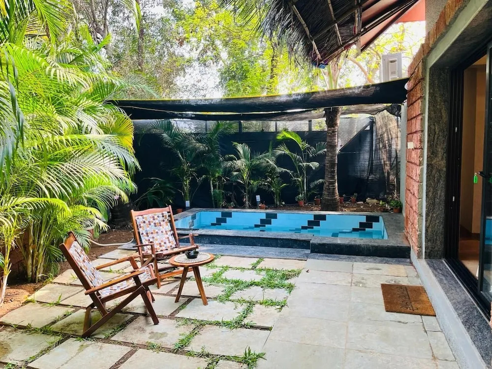 Jomo Resort
