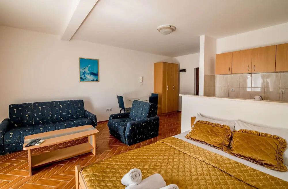 Bianca Apartments
