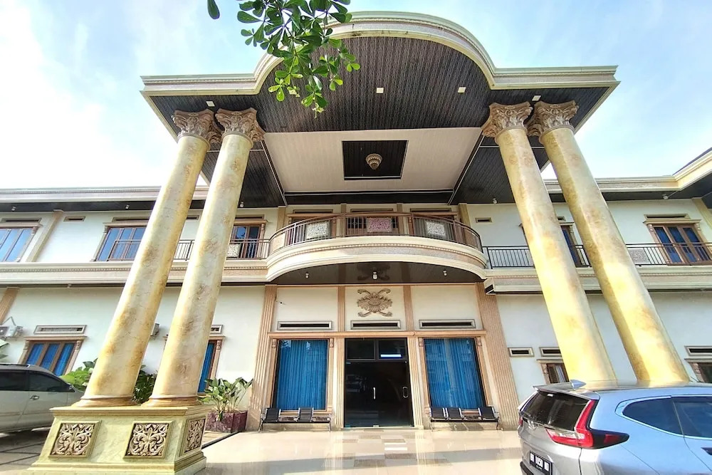 RedDoorz near Islamic Center Jambi
