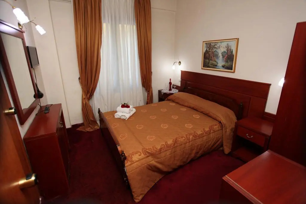 To Hani Tou Kokkini, Pelion
