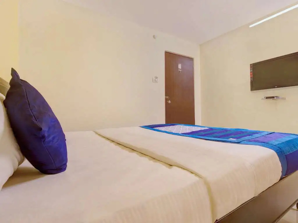 Kanha Boutique Hotel by OYO Rooms