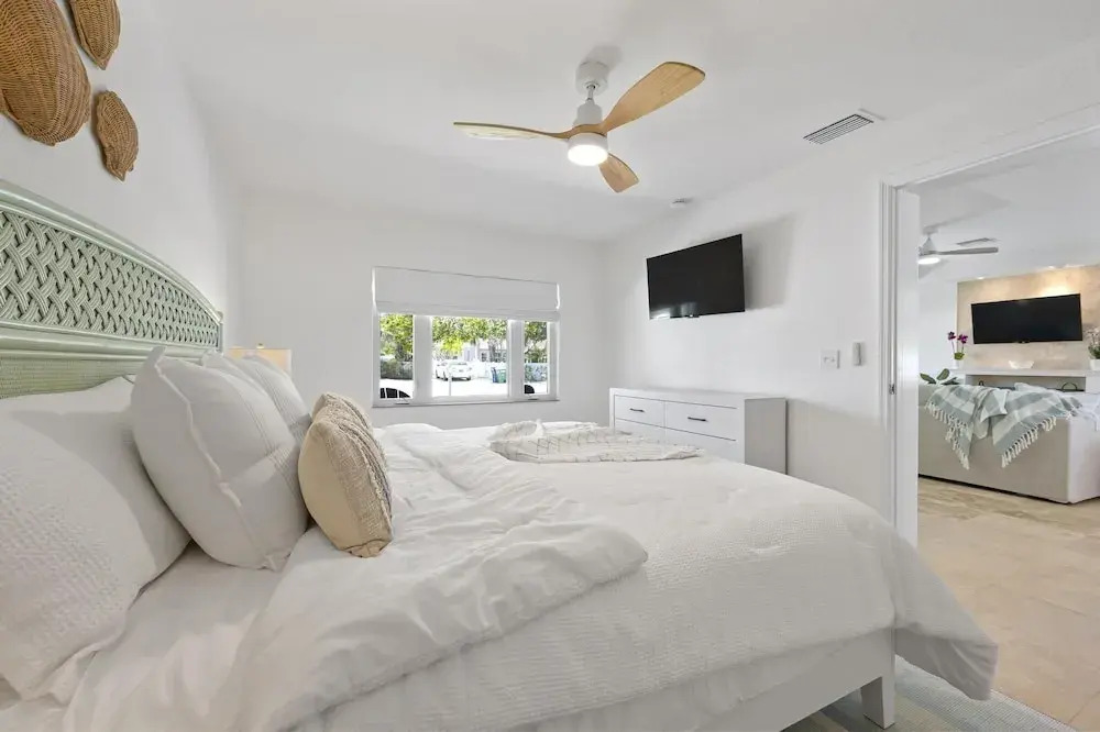 Latitude Adjustment Ami 3 Bedroom Home