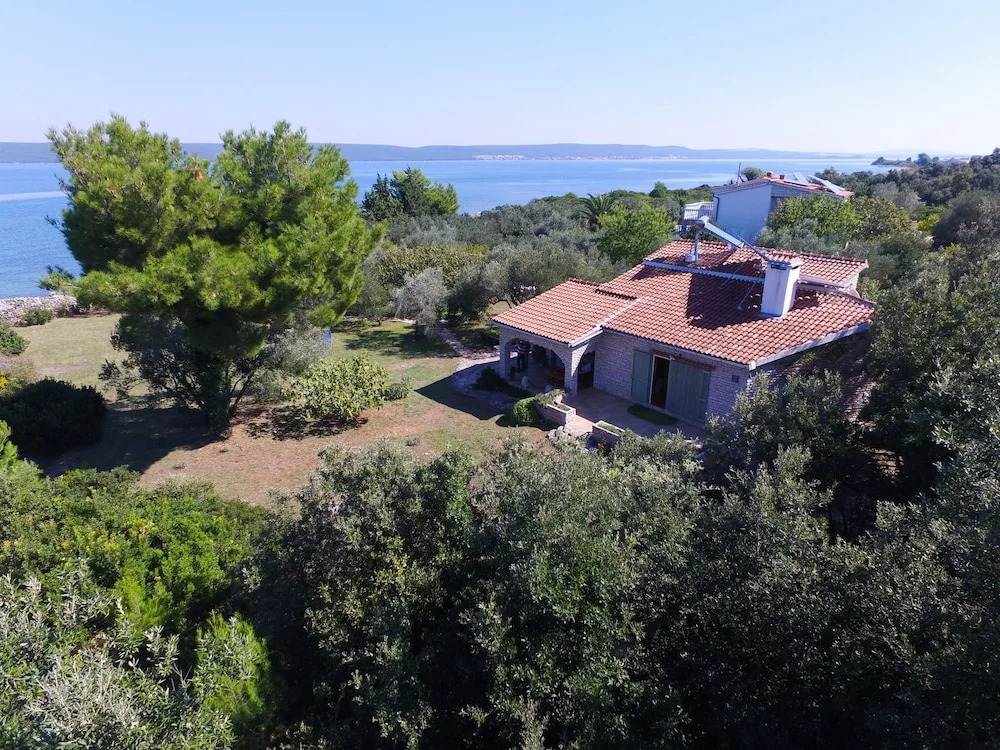 Charming Holiday Home in Banj With Private Terrace