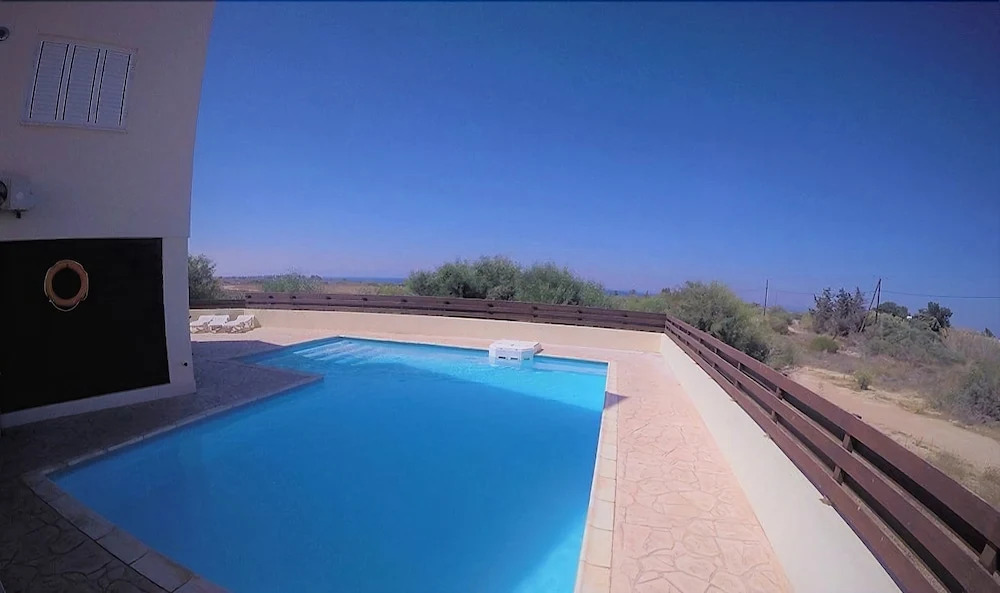 Seaview Apartment