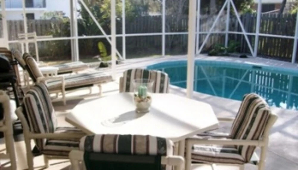 Surf’s Up - Pool Home - 2 BR 2 BA