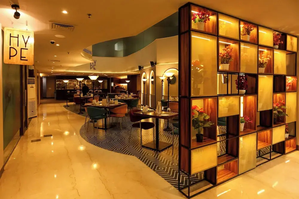 Hyphen Business Hotel