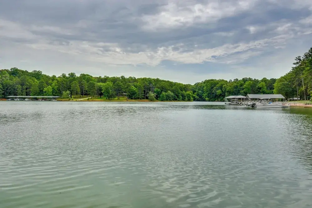 Peaceful Lake Hartwell Gem w/ Boat Dock