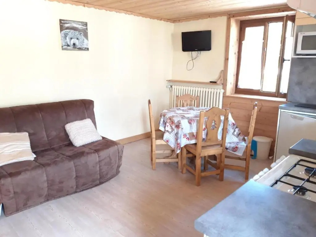 Appartement Albiez-Montrond, 2 pièces, 3 personnes - FR-1-618-6