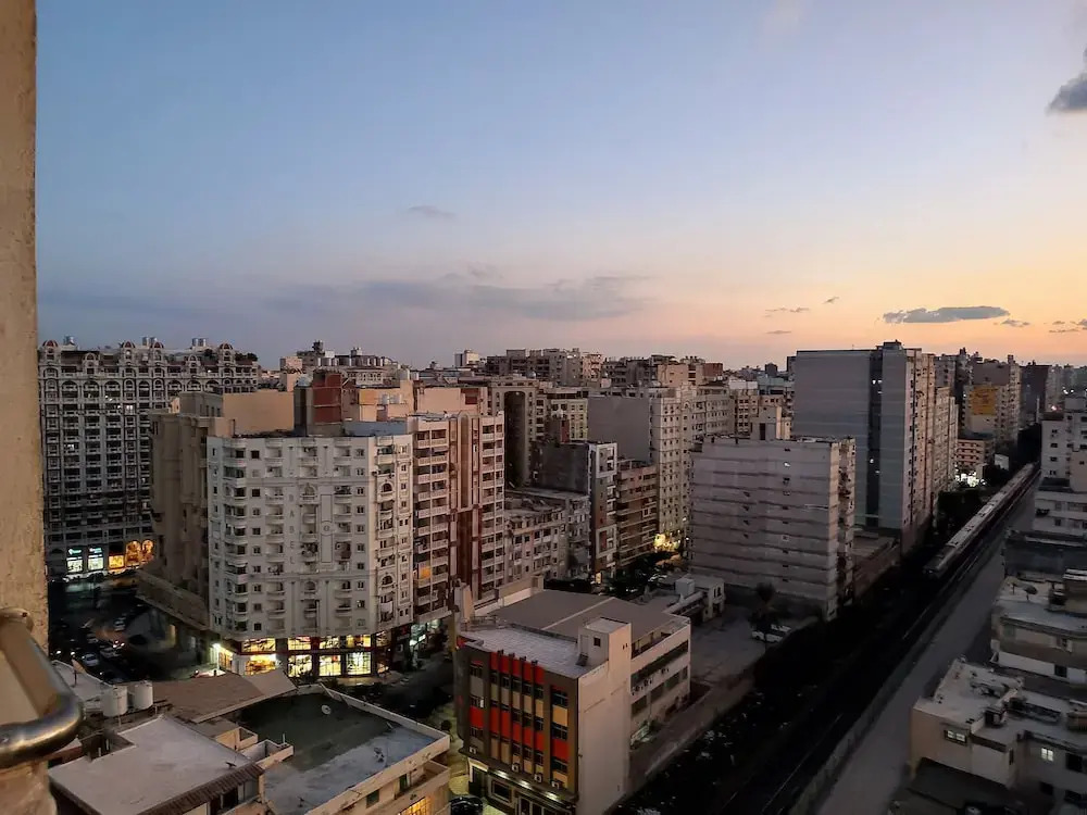 Charming 3-bedroom Apartment in Alexandria With City View