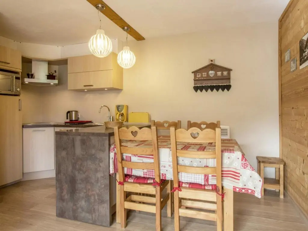 Appartement La Clusaz, 2 pièces, 4 personnes - FR-1-304-105