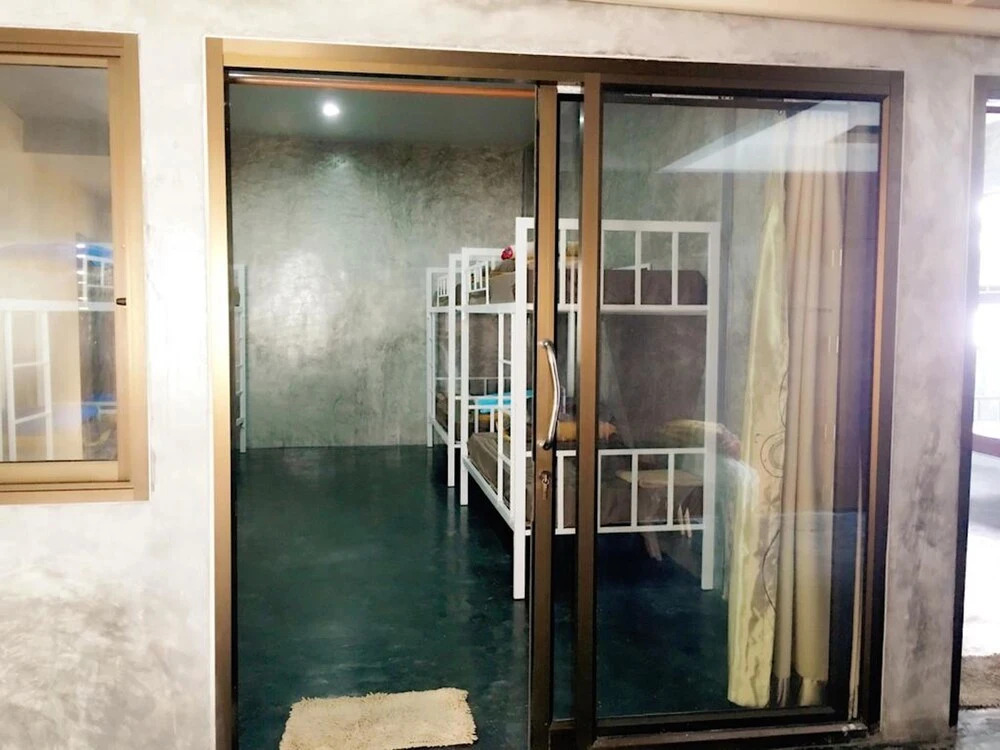 U&I Hostel