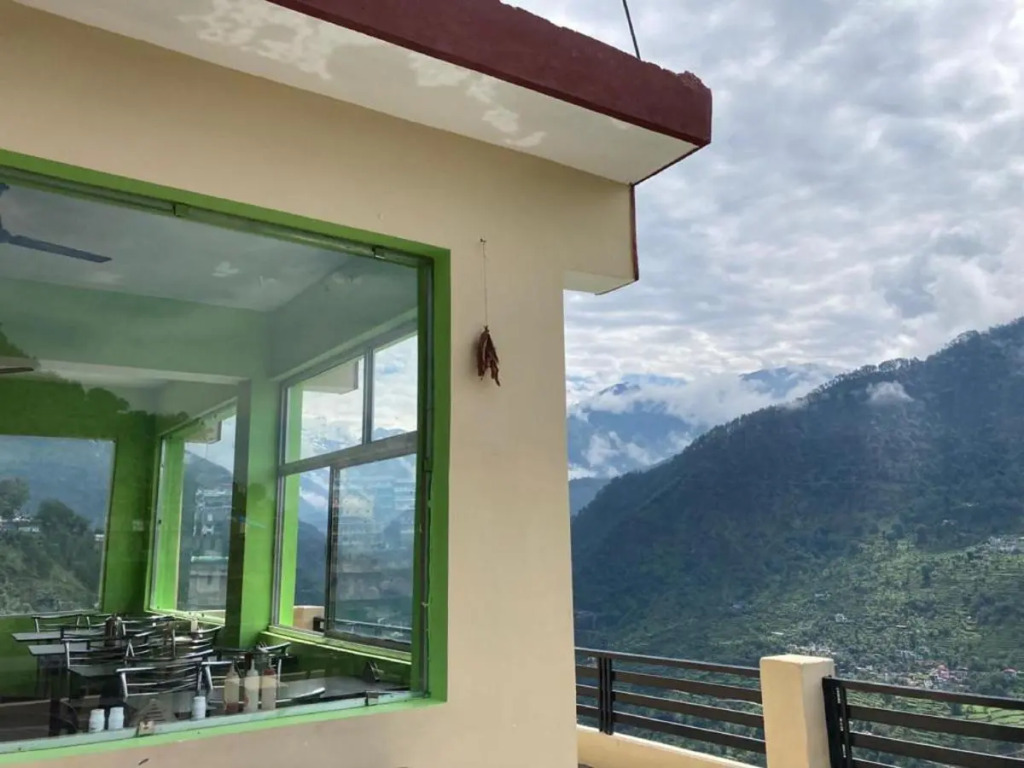 Amardeep Homestay by StayApart