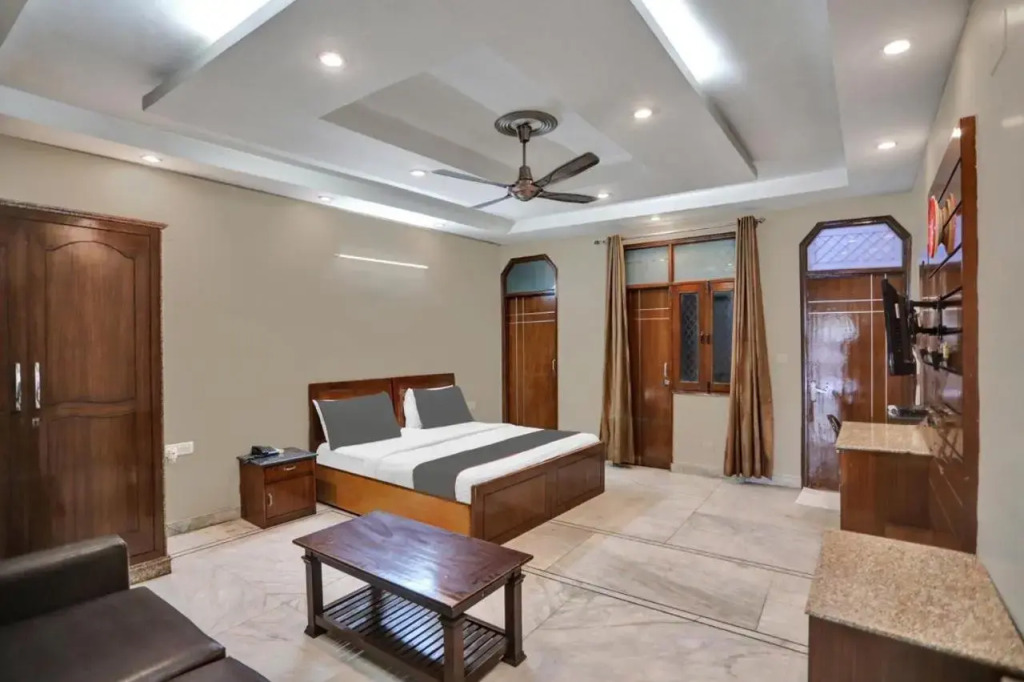 Hotel OM Plaza
