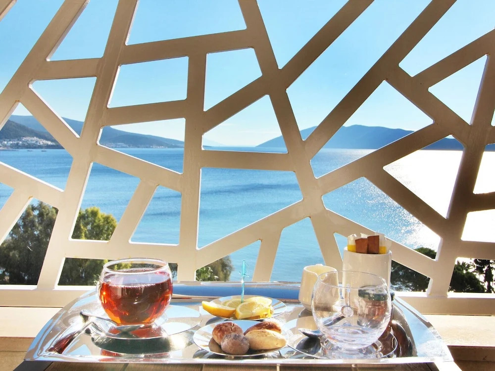 Azka Restaurant