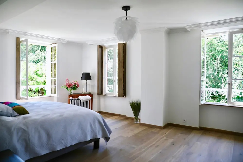 GLYCINES COUNTRY GUESTHOUSE