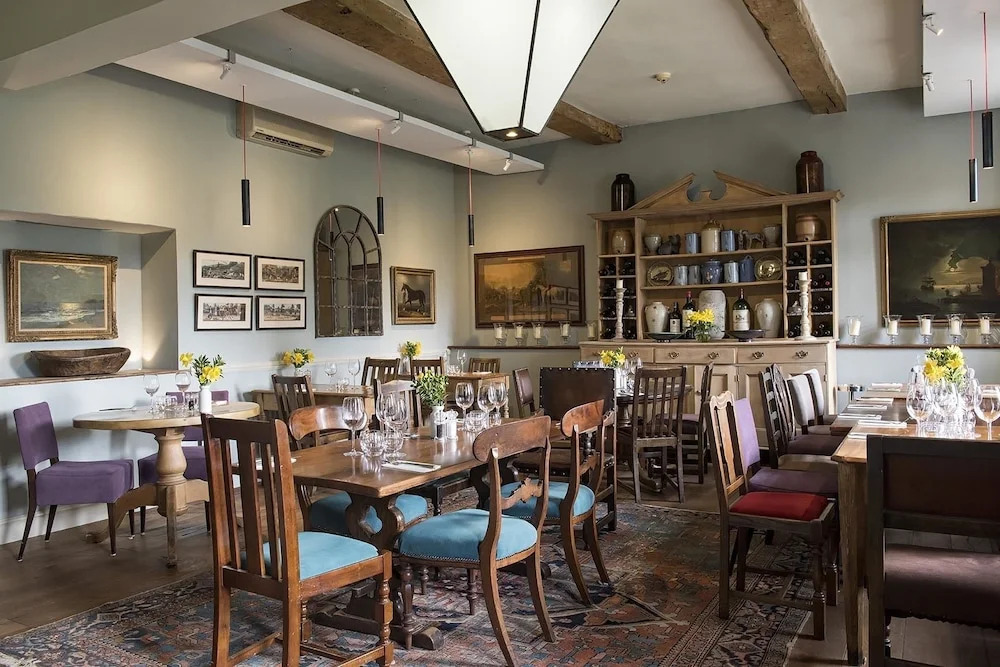 The Howard Arms