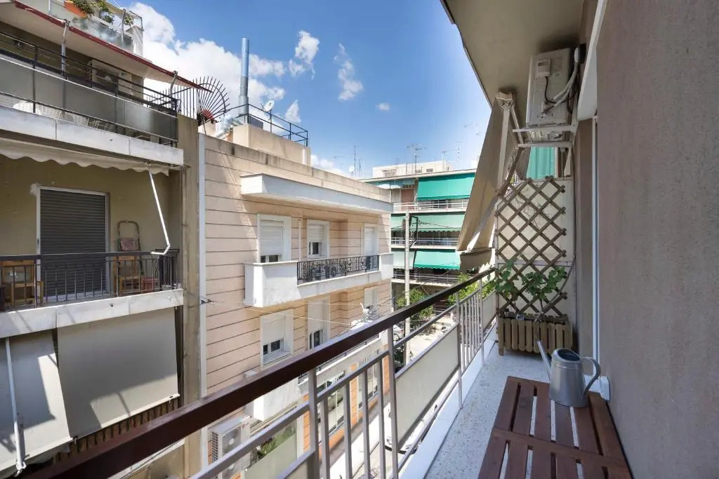 Your Perfect Relaxing Eclectic Gateway In Athens