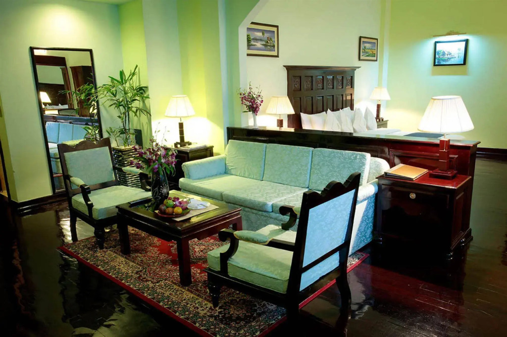 Ree Mohasambath Hotel & Resort