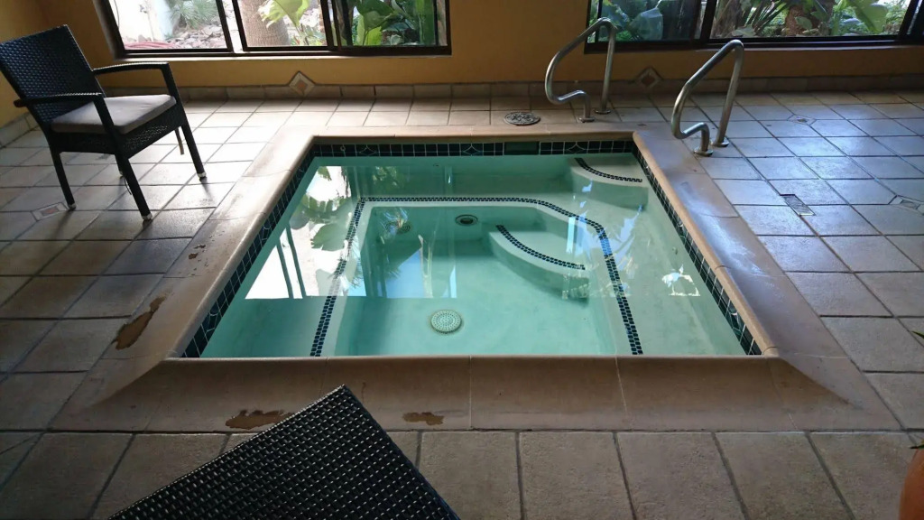 Corona Hotel & Spa