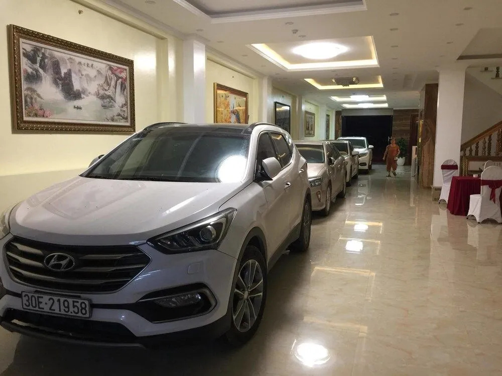 Dinh Gia Hotel