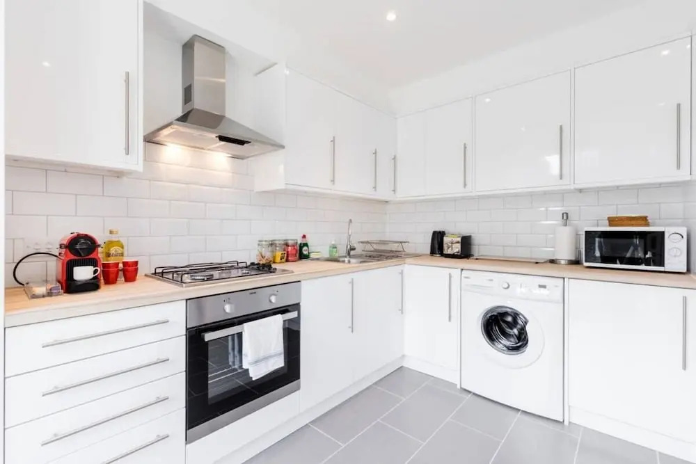 4 Bed House Central London Sleeps 8