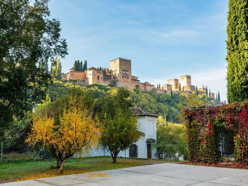 City Apartment near Alhambra